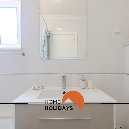 #320 Quinta Da Correeira 55 By Holidays 아파트